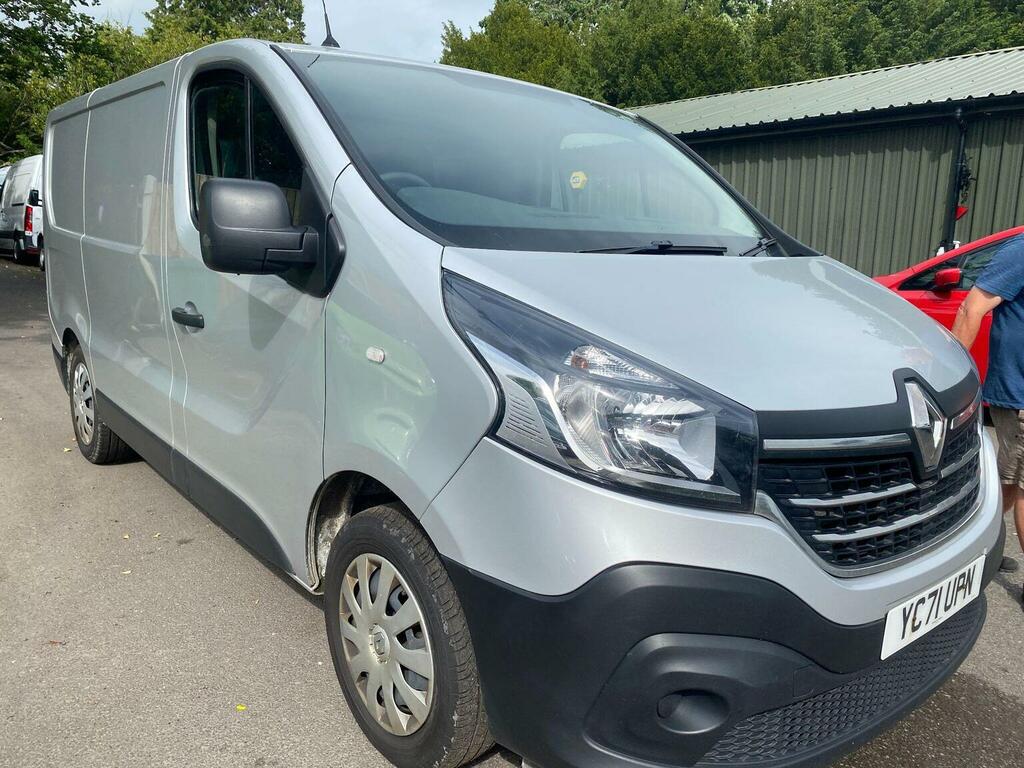 Renault Trafic Panel Van 2.0 Dci Energy 28 Business Swb Standard Silver