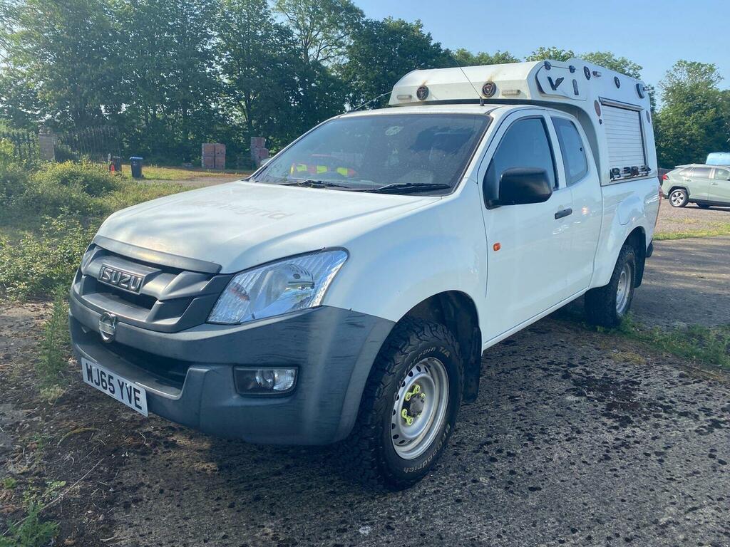 Isuzu D-Max Pickup 2.5 Td 4X4 201565 White #3