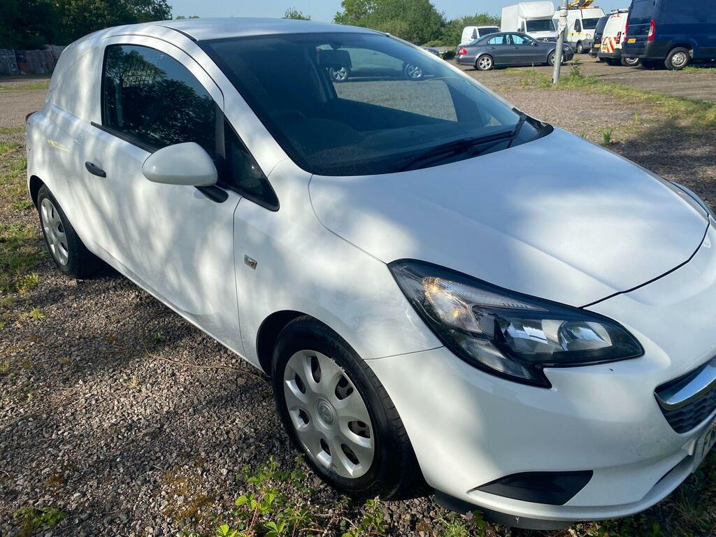 Vauxhall Corsa Car Derived Van 1.3 Cdti Ecoflex Fwd L1 H1 Ss 3 FM18GUJ White #3