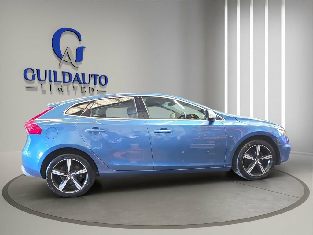 Volvo V40 2L R-design Nav Plus NL17XRP Blue #5