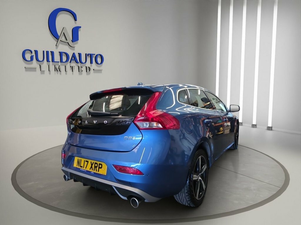 Volvo V40 2L R-design Nav Plus NL17XRP Blue #4