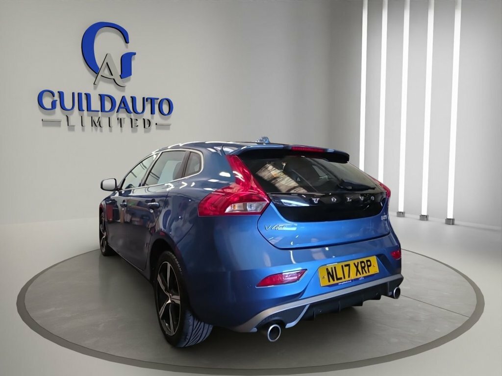 Volvo V40 2L R-design Nav Plus NL17XRP Blue #2