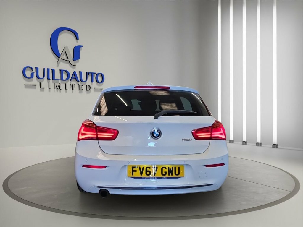 BMW 1 Series 1.5L Sport FV67GWU White #5