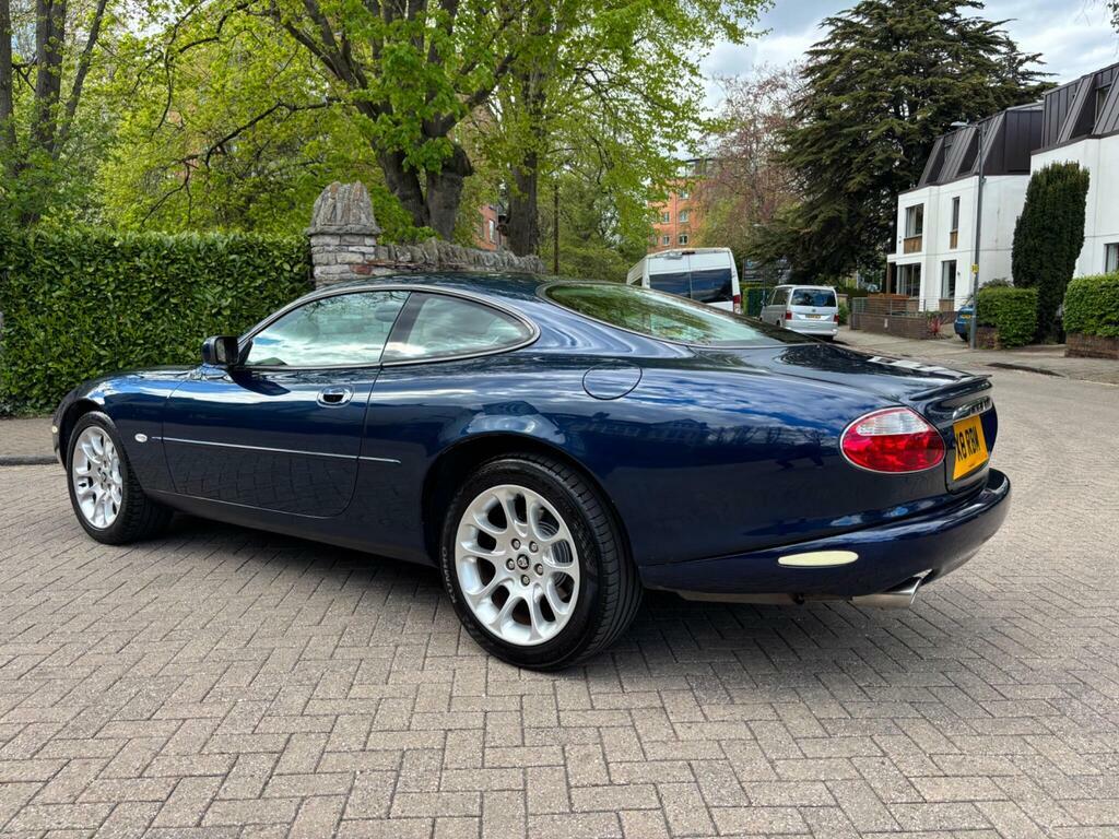 Jaguar XKR 4.0 Supercharged Coupe Blue #4