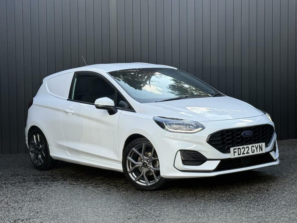 Ford Fiesta Van 1.0T 125Ps Ecoboost Mhev Sport Car Derived Van White