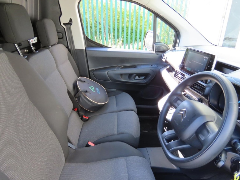 Citroen e-Berlingo 800 50Kwh Enterprise Edition M Panel Van Elect LJ72ATW Grey #2