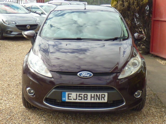 Ford Fiesta Hatchback 1.4 Tdci Zetec 20 A Year Road Tax, 222 EJ58HNR Red #3