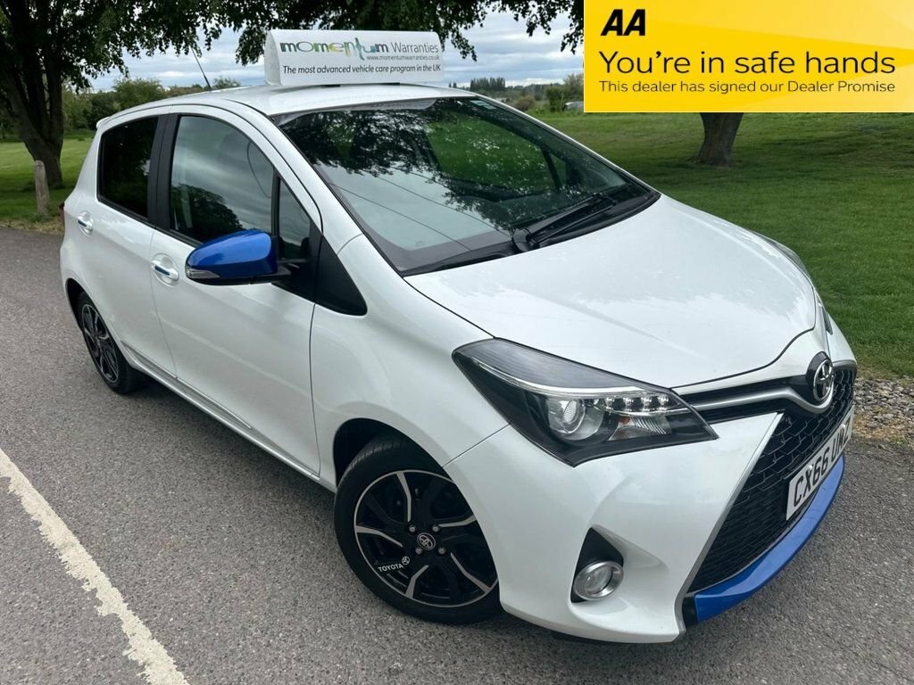 Toyota Yaris 1.3L Design White