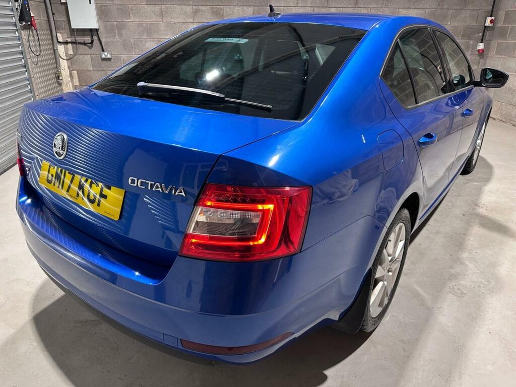 Skoda Octavia 1.6 Tdi Cr Se L Blue #6