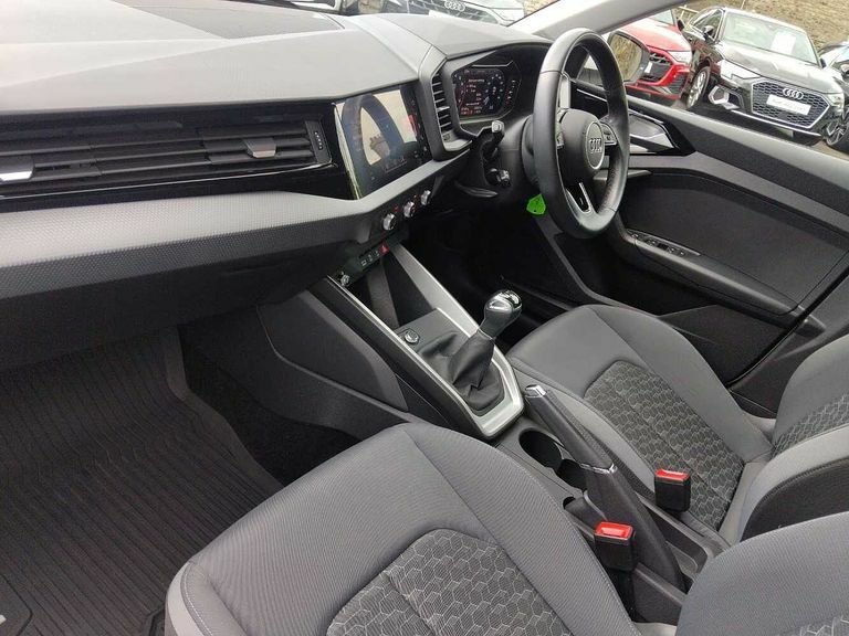 Audi A1 Sport 30 Tfsi 110 Ps 6-Speed PJ73GCO White #2