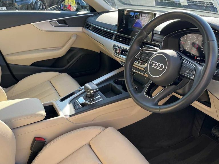 Audi A4 Sport Edition 35 Tdi 163 Ps S Tronic PK22GHJ Silver #6