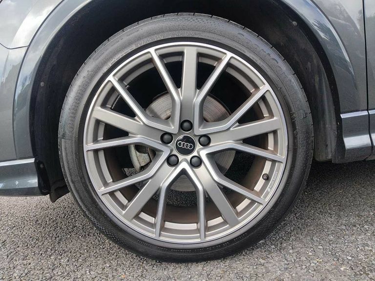 Audi Q3 Black Edition 35 Tfsi 150 Ps S Tronic PY74DLN Grey #5