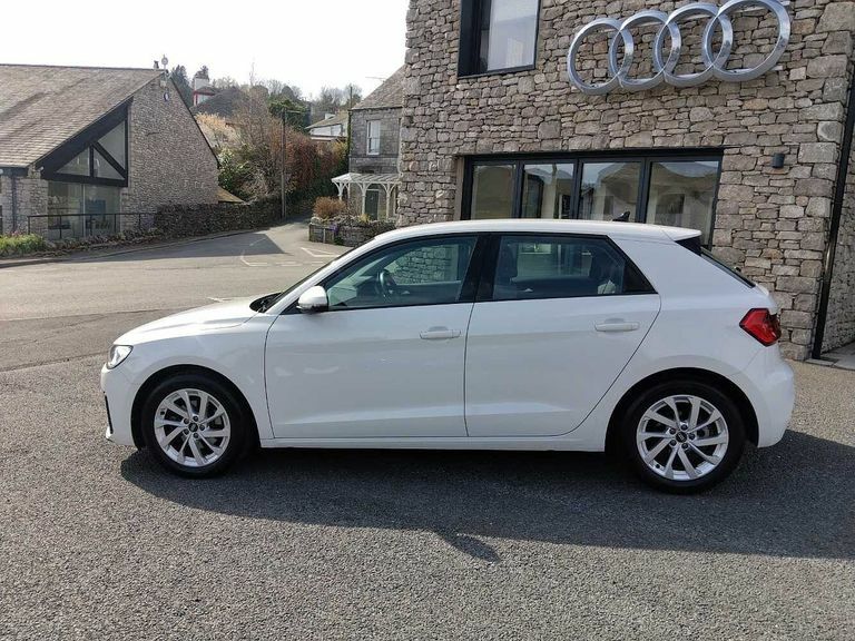 Audi A1 Sport 30 Tfsi 110 Ps S Tronic PL72WYS White #4