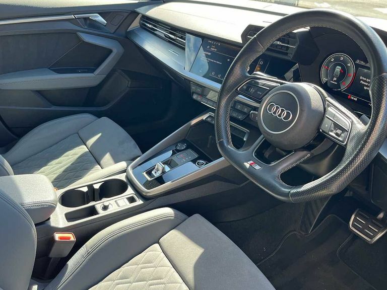 Audi A3 Edition 1 35 Tdi 150 Ps S Tronic PJ72XFO Yellow #6