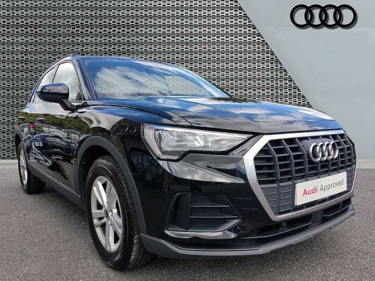 Audi Q3 Technik 35 Tfsi 150 Ps S Tronic Black