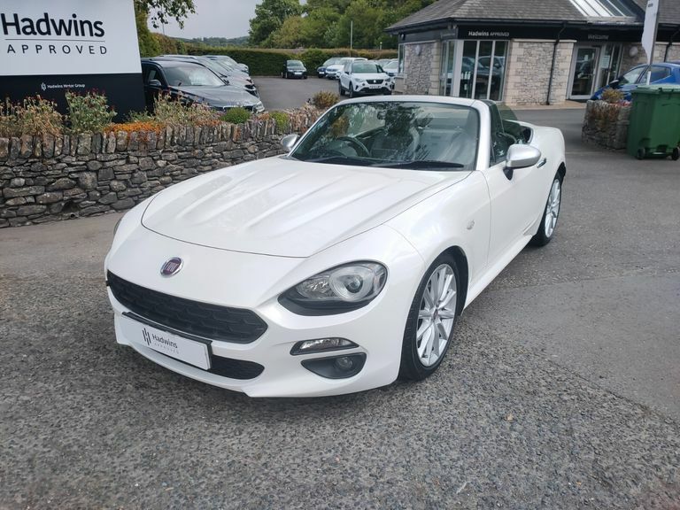 Fiat 124 Spider 1.4 Multiair Lusso White