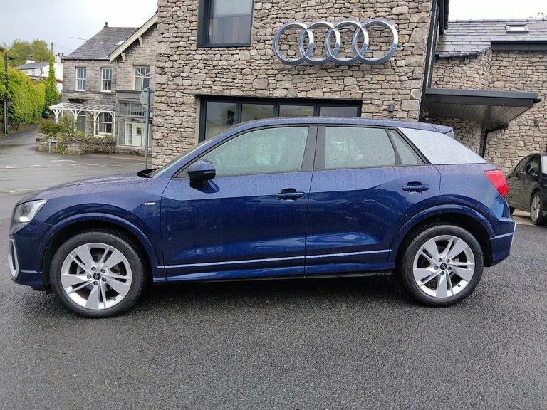 Audi Q2 S Line 35 Tfsi 150 Ps 6-Speed PJ22VHG Blue #4