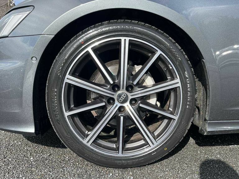 Audi A6 Avant Avant Black Edition 40 Tdi Quattro 204 Ps S Tronic Grey #5