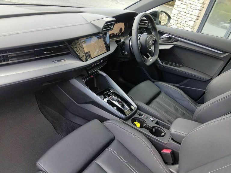Audi A3 S Line Tfsi 116 Ps S Tronic PJ75FLM Black #2