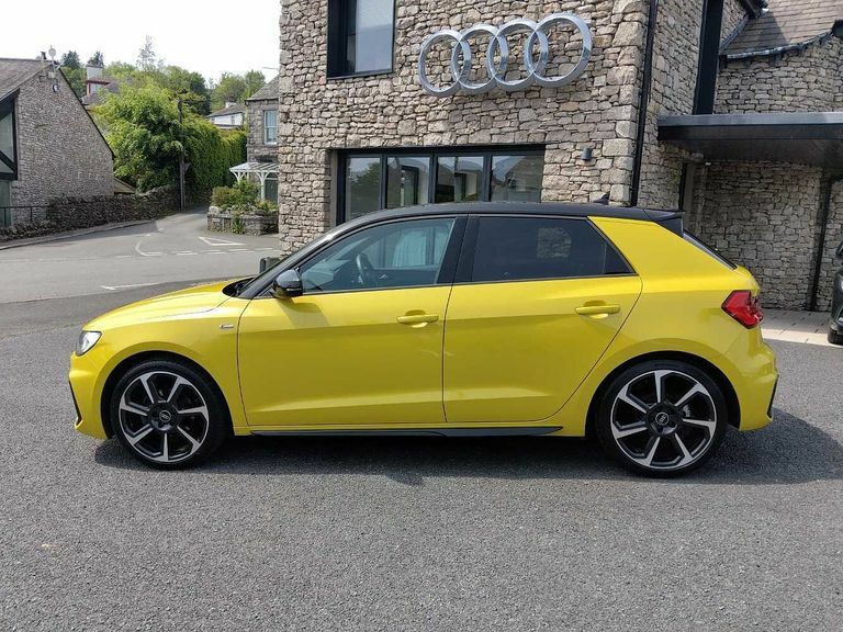 Audi A1 Black Edition 35 Tfsi 150 Ps S Tronic PK23RZB Yellow #4
