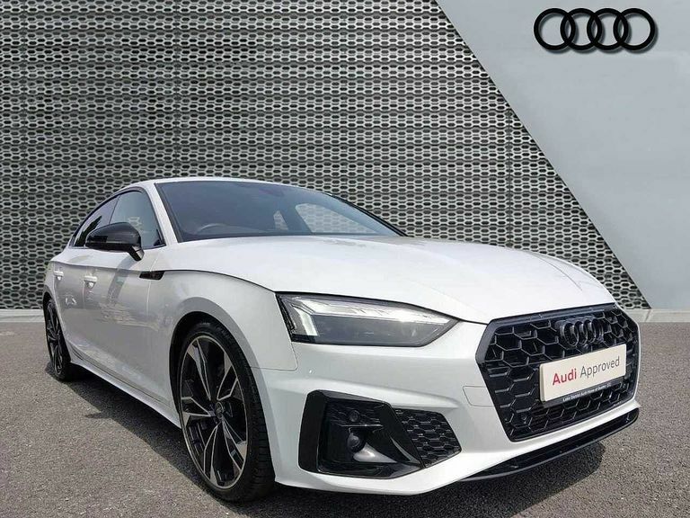 Audi A5 Black Edition 40 Tfsi 204 Ps S Tronic White
