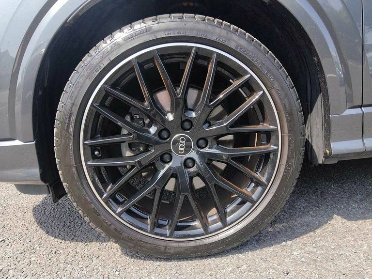 Audi Q2 Black Edition 35 Tfsi 150 Ps 6-Speed PL73YBB Grey #5