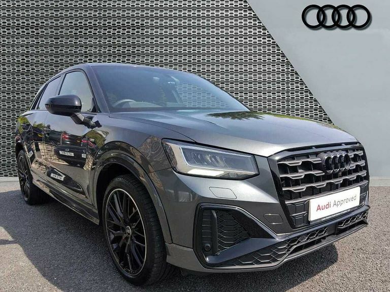 Audi Q2 Black Edition 35 Tfsi 150 Ps 6-Speed Grey
