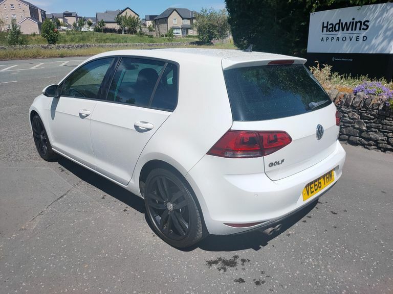 Volkswagen Golf 1.4 Tsi 150 Gt Edition VE66YHM White #2