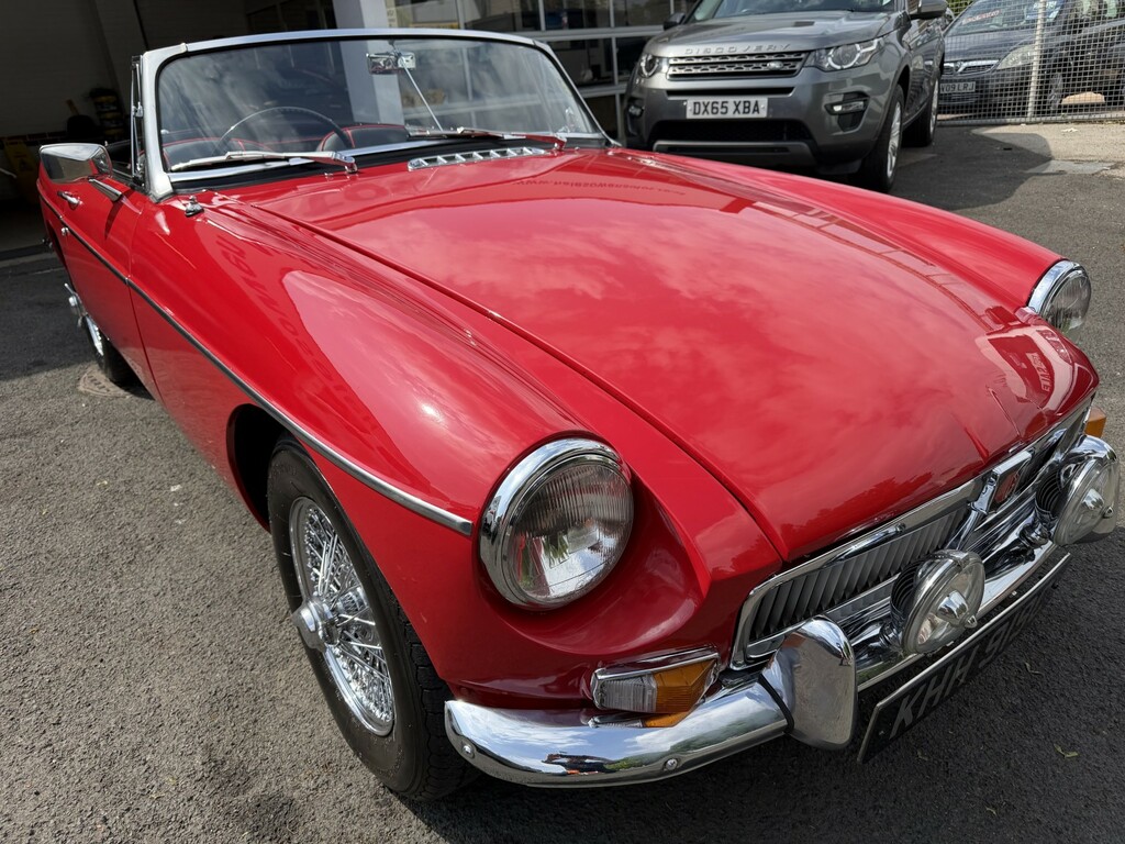 MG MGB 1.8 Roadster Beautifully Restored Red