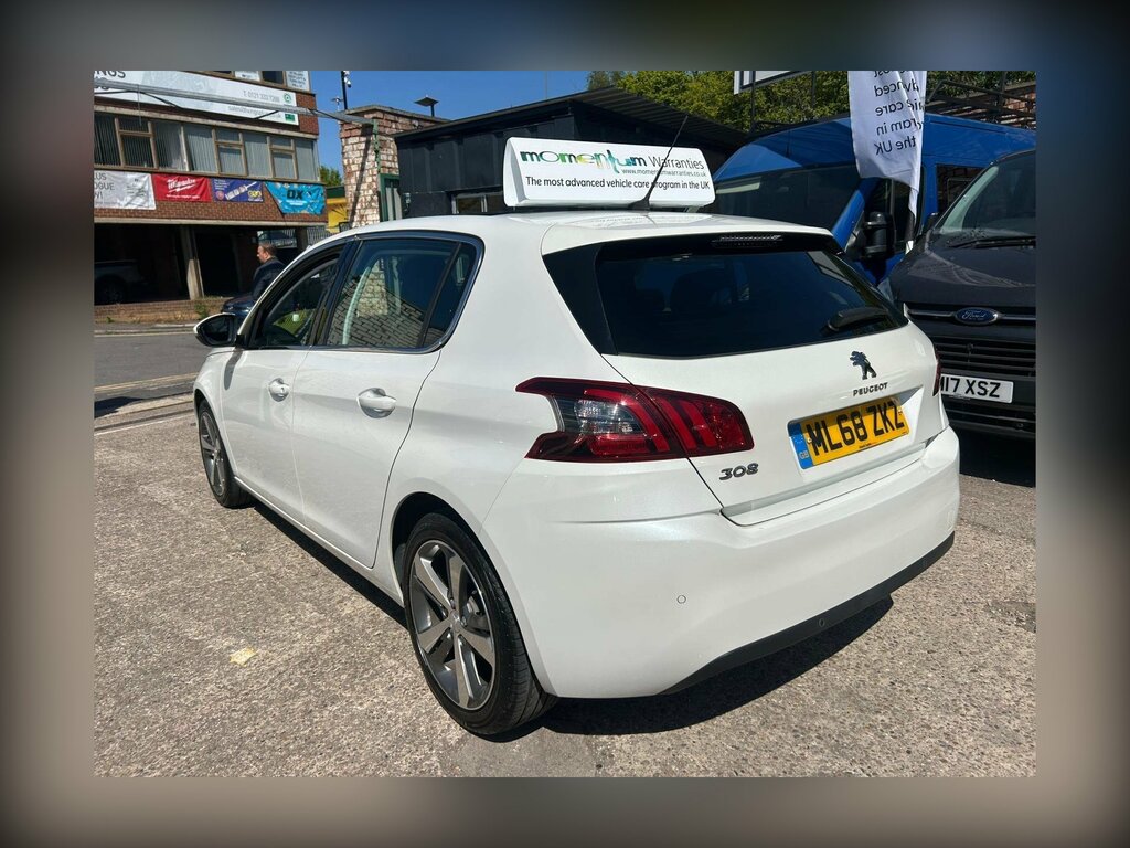Peugeot 308 1.5 Bluehdi Allure Euro 6 Ss ML68ZKZ White #3