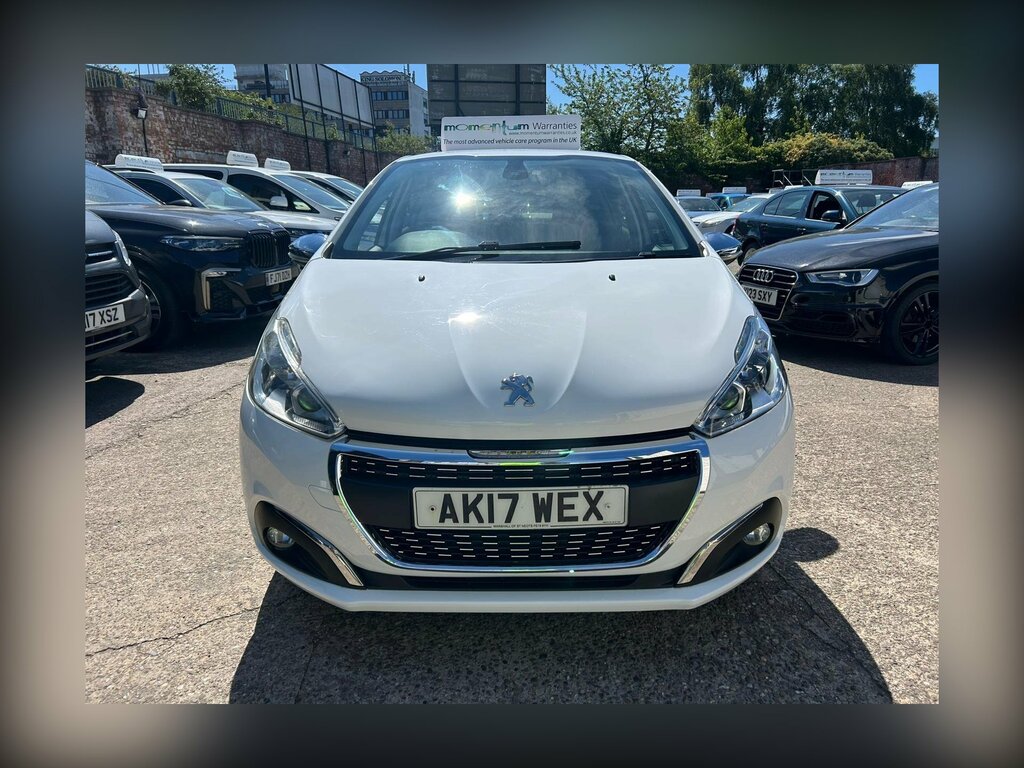 Peugeot 208 1.2 Puretech Allure Euro 6 AK17WEX White #5