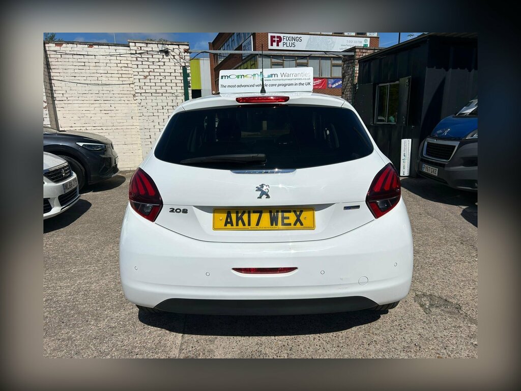 Peugeot 208 1.2 Puretech Allure Euro 6 AK17WEX White #6