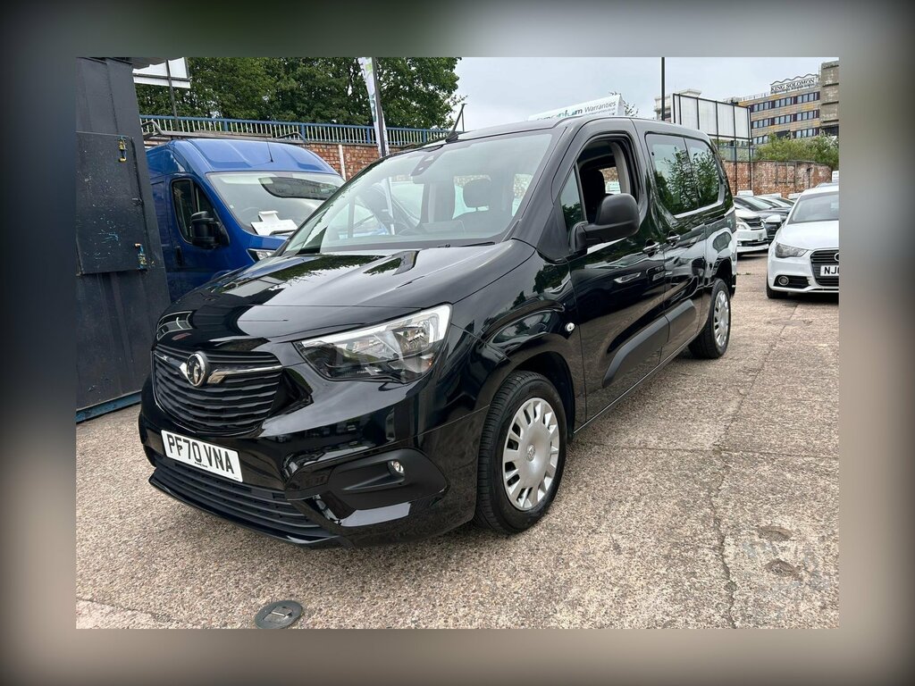 Vauxhall Combo Life 1.2 Turbo Edition XL Mpv Euro 6 Ss 7 Seat PF70VNA Black #2