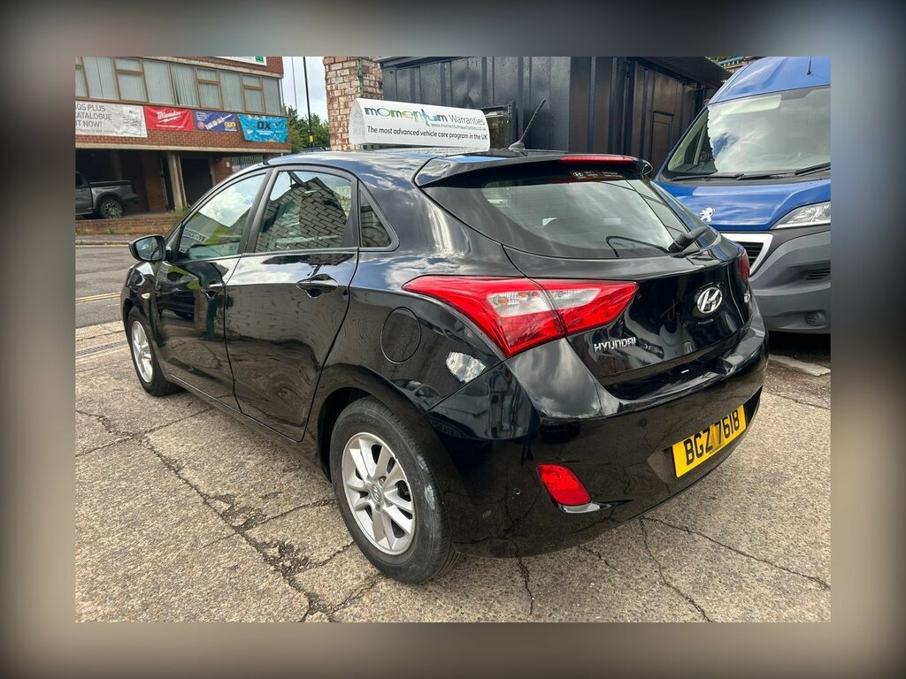Hyundai I30 1.4 Active Euro 5 Black #4