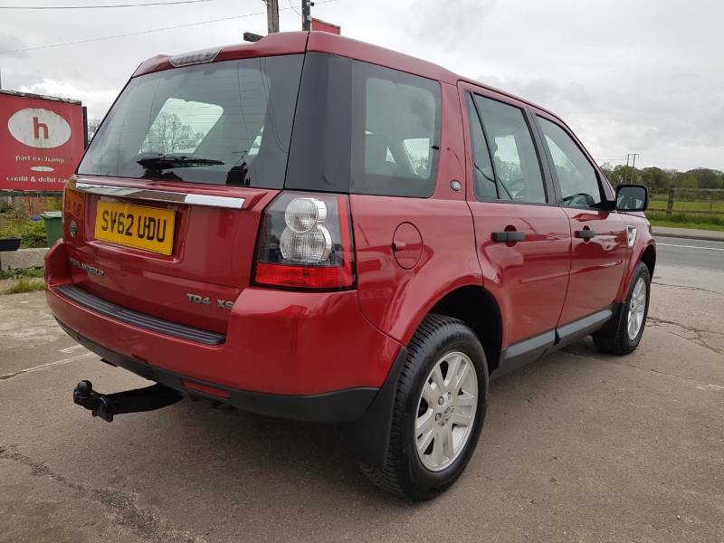 Land Rover Freelander 2 2.2 Td4 Xs - 2012 62 SV62UDU Red #3