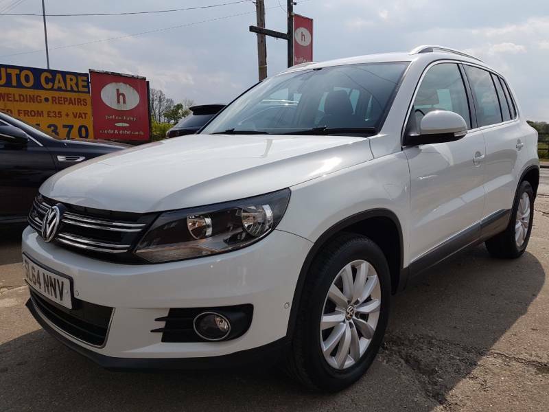 Volkswagen Tiguan 2.0 Tdi Bluemotion Tech Match - 2014 64 SL64NNV White #3