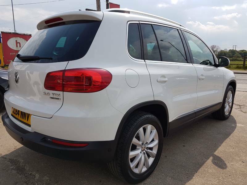 Volkswagen Tiguan 2.0 Tdi Bluemotion Tech Match - 2014 64 SL64NNV White #4