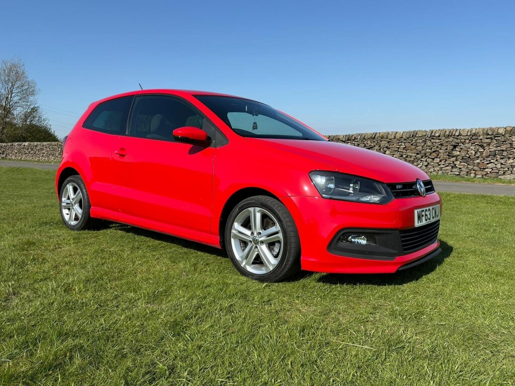 Volkswagen Polo 1.2 Tsi 105 R-line MF63CWJ Red