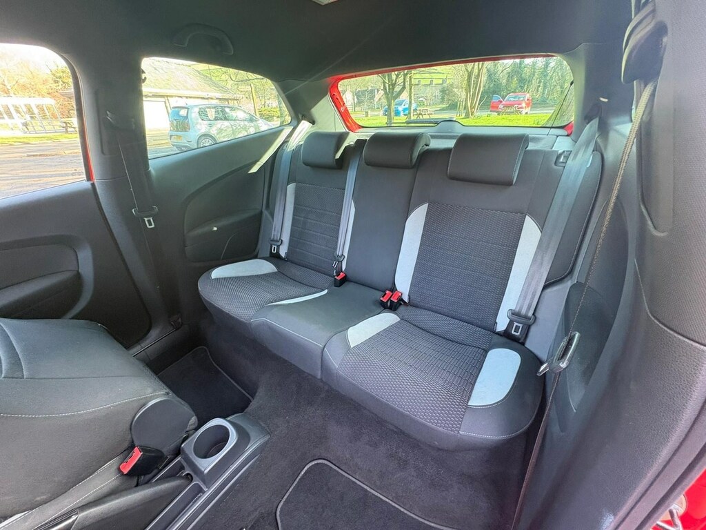 Volkswagen Polo 1.2 Tsi 105 R-line MF63CWJ Red #6