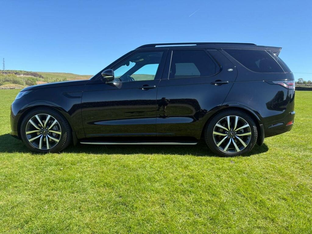 Land Rover Discovery 3.0 D300 R-dynamic Se PX23XOS Black #2