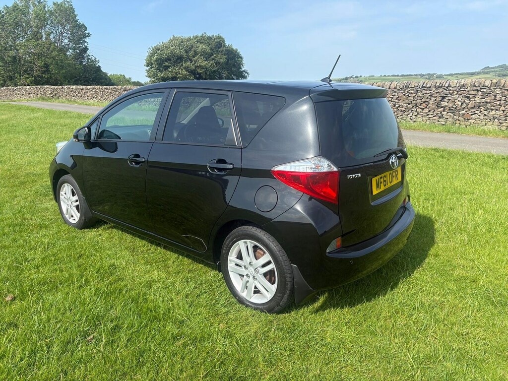 Toyota Verso 1.33 Dual Vvt-i T Spirit Black #5