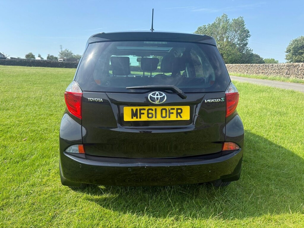 Toyota Verso 1.33 Dual Vvt-i T Spirit Black #4