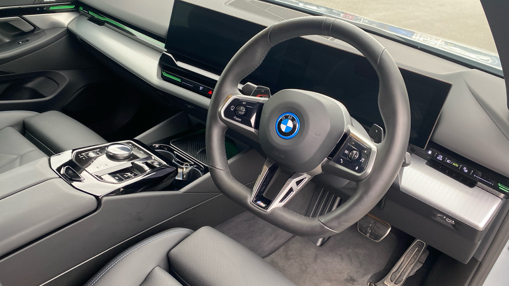 BMW 5 Series 2.0 530E 22.1Kwh M Sport Pro Touring Steptronic Eu Grey #6
