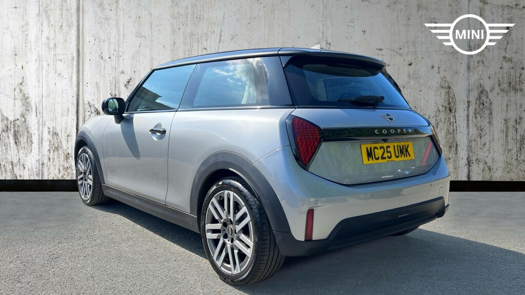 Mini Hatch 1.5C Classic Steptronic Euro 6 Ss Silver #2