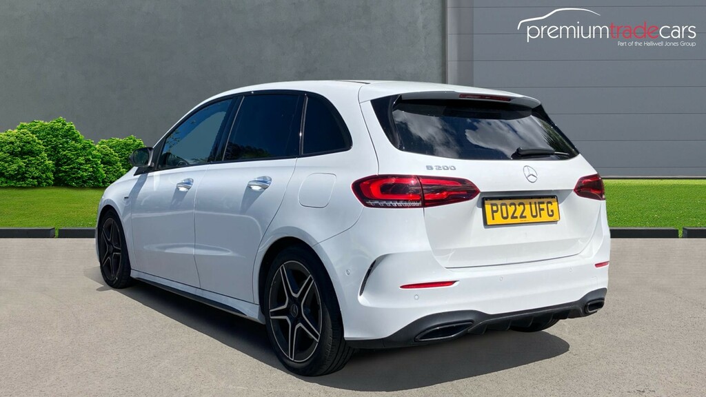 Mercedes-Benz B Class 1.3 B200 Amg Line Edition Premium 7G-dct Euro 6 White #2