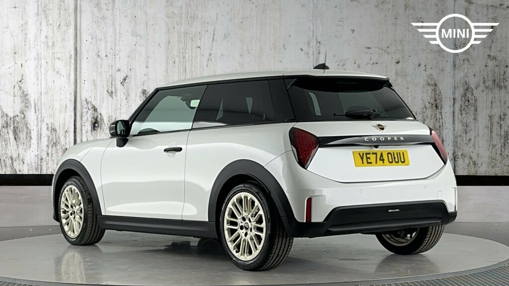 Mini Hatch 1.5C Exclusive Steptronic Euro 6 Ss White #2