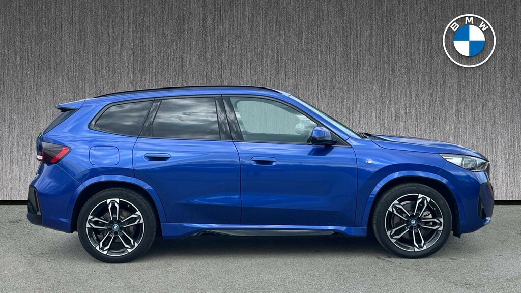 BMW iX1 30 66.5Kwh M Sport Xdrive 11Kw Charger YJ23SHW Blue #3