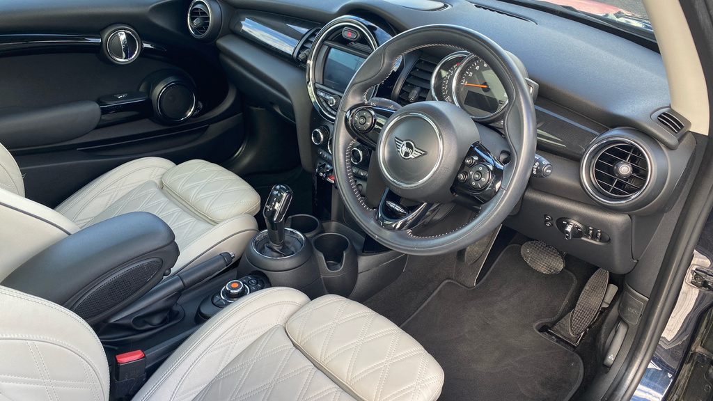 Mini Hatch 1.5 Cooper Exclusive Steptronic Euro 6 Ss Black #6