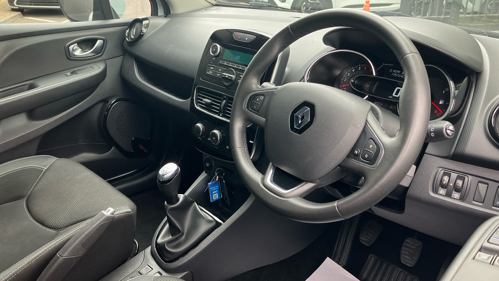 Renault Clio 0.9 Tce Play Euro 6 Ss White #6