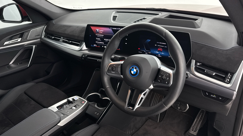 BMW iX1 20 66.5Kwh Shadow Edition Edrive 11Kw Ch Red #6